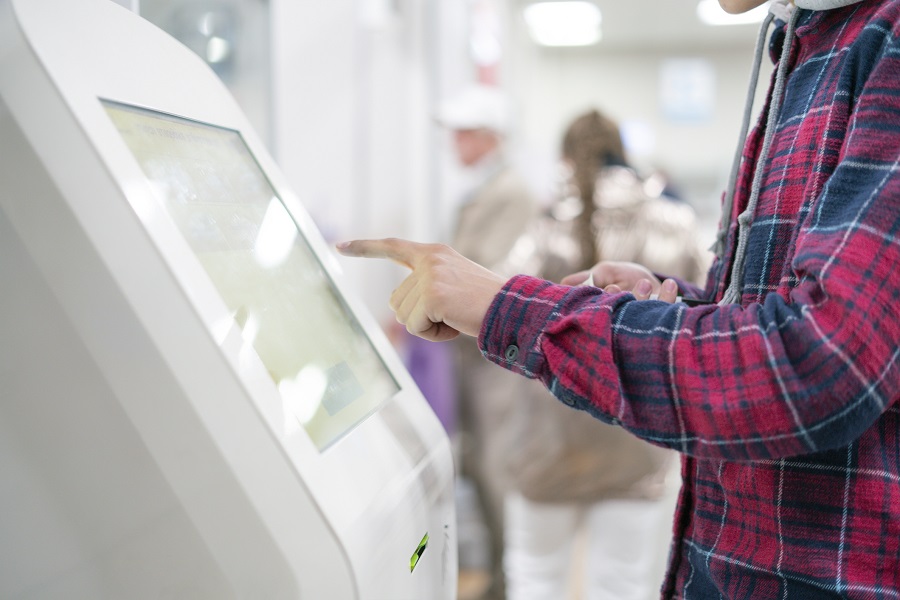 The Role of Touchscreen Kiosks in Today’s Restaurant Reality